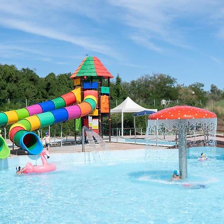 Camping Atlanta & Mediterraneo Family Village Sottomarina Zewnętrze zdjęcie